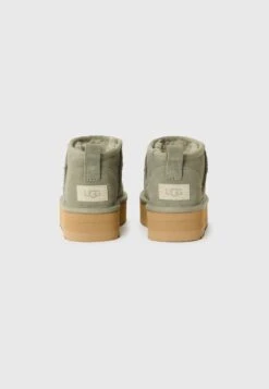 Ugg CLASSIC ULTRA MINI UNISEX - Classic Ankle Boots - Moss Green -Shein Fashion Store 03784df62aff4acbbcd5a0995726f228