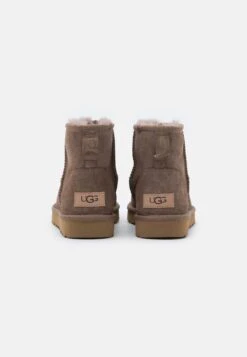 Ugg Classic Mini - Classic Ankle Boots - Caribou -Shein Fashion Store 057e19e4387449bdb4cf9b9d66cb6544