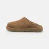 Ugg CLASSIC SLIP ON UNISEX - Slippers - Chestnut