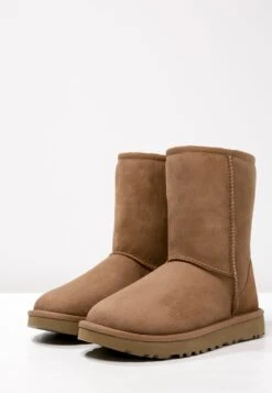 Ugg Classic Short - Classic Ankle Boots - Chestnut -Shein Fashion Store 081d6300443a4191802a7b1d82147727