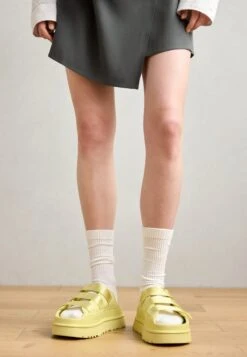 Ugg Mules - Sand -Shein Fashion Store 118187de87fb4253b1b04017c7b9c235