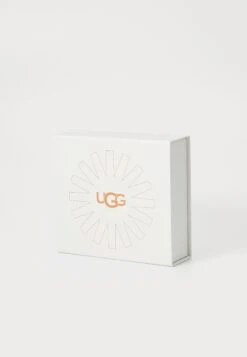 Ugg CARE KIT UNISEX - Shoe Care Accessories - White -Shein Fashion Store 13b8e7c6730346378b448f90e3e39e70