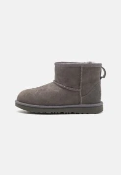 Ugg CLASSIC MINI II UNISEX - Classic Ankle Boots - Rocky Oak -Shein Fashion Store 169254a5e56d4806bd33cfede80f59bc