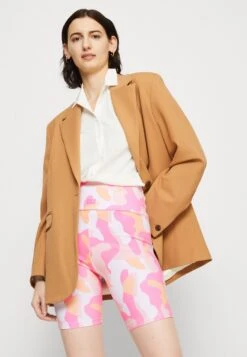 Ugg Rilynn Biker Print - Shorts - Taffy Pink -Shein Fashion Store 19db1c2277ba46e3b2e4de2f40bd6861