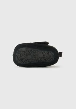 Ugg TASMAN UNISEX - First Shoes - Black -Shein Fashion Store 21389d06ab474e3892514d98fa6d43c4