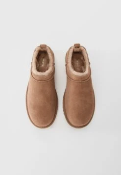 Ugg CLASSIC MICRO UNISEX - Slippers - Rocky Oak 16 Ugg CLASSIC MICRO UNISEX - Slippers - Rocky Oak -Shein Fashion Store 235cb08c6d3a4e178f587a47522e62dc
