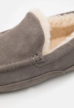 Ugg ASCOT - Slippers - Grey -Shein Fashion Store 2bcfd8aaa57a44a18db309b32aafd0b1