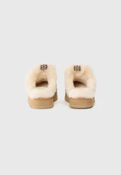 Ugg DISQUETTE ALPINE - Clogs - Chestnut -Shein Fashion Store 318c7e5144d840a180843ec2c012dcc9
