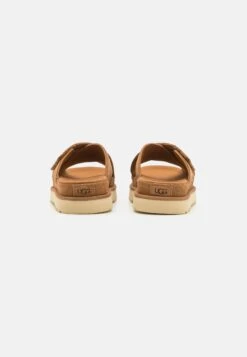 Ugg GoldenstarCross Slide - Mules - Chestnut 10 Ugg GoldenstarCross Slide - Mules - Chestnut -Shein Fashion Store 329d883099384fce8132fd584d1df559