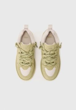 Ugg LOWMEL - Trainers - Muted Brass -Shein Fashion Store 33f8b5b5b24f4cd7bee2196fe22a8e2e