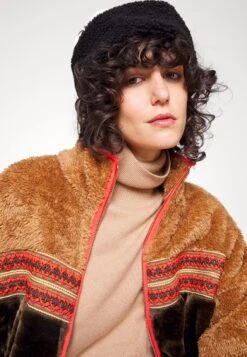 Ugg Marlene Sherpa Braid - Summer Jacket -Shein Fashion Store 3688e33af23e4ecb81b6275b93631284