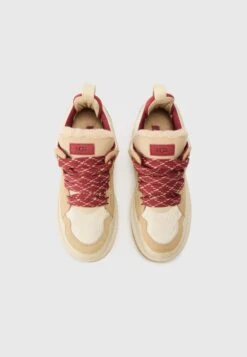 Ugg LOWMEL - Trainers - Driftwood/biking Red -Shein Fashion Store 3ad213aa8d1a480682a2616583ea8eba