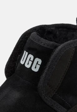 Ugg Accessible Neumel Ez-Fit Unisex - Classic Ankle Boots - Black -Shein Fashion Store 3efe433853314f1db51b378b157d66e7