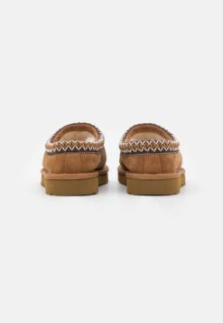 Ugg TASMAN - Slippers - Chestnut -Shein Fashion Store 4179e933c68b4d51a5b159417623f4d3