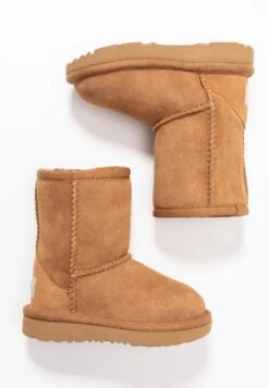 Ugg CLASSIC II UNISEX - Winter Boots - Chestnut