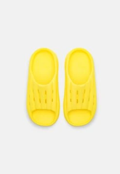 Ugg Foamo Slide - Pool Slides -Shein Fashion Store 4ce8968a52ca44da9d194b0d3cde6fed