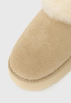 Ugg TAZZELLE - Winter Boots - Mustard Seed -Shein Fashion Store 4d9fb1d8c05c420e85ec82732aded4ca