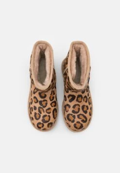 Ugg Classic Mini Spotty - Winter Boots - Natural -Shein Fashion Store 501f511fd17f4aa69e1b09a59b6dc21d