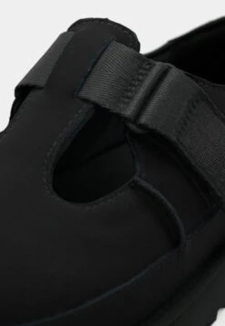 Ugg GOLDENSTAR MARY JANE - Ankle Strap Ballet Pumps - Black 15 Ugg GOLDENSTAR MARY JANE - Ankle Strap Ballet Pumps - Black -Shein Fashion Store 504ca7afaf374e73a2b463496328eb9f