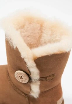 Ugg Bailey Button Ii - Classic Ankle Boots - Chestnut -Shein Fashion Store 552b1fe50f2f4cf4b37289496cf94bc7