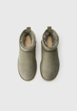 Ugg CLASSIC ULTRA MINI - Winter Boots - Moss Green/amphora -Shein Fashion Store 5703ee9932c44e289ad1aeb98c4aab35