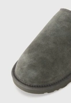 Ugg CLASSIC SLIP ON - Mules - Magnolia Leaf -Shein Fashion Store 598b4a0117194b5c8aa0851f4cf4ea92