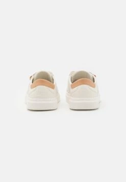 Ugg Alameda Lace - Trainers - Bright White -Shein Fashion Store 5b44a31781264d65ae04c92bf2bce1d2