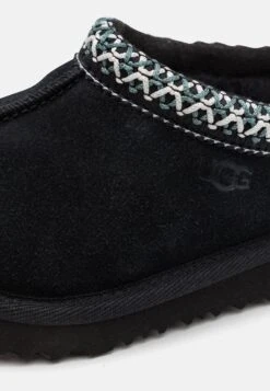 Ugg Tasman Ii Unisex - Slip-Ons - Black 11 Ugg Tasman Ii Unisex - Slip-Ons - Black -Shein Fashion Store 61f5513997f740cdb6469aab798e47d1