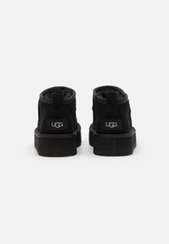 Ugg CLASSIC ULTRA MINI UNISEX - Classic Ankle Boots - Black -Shein Fashion Store 6e4010f0c71e465a805314241142e0e8