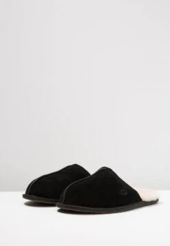 Ugg Scuff - Slippers - Black 8 Ugg Scuff - Slippers - Black -Shein Fashion Store 6e4fec2be4e34bb794f17645bea699d3