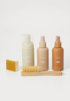 Ugg CARE KIT UNISEX - Shoe Care Accessories - White