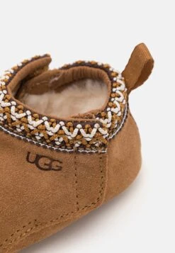 Ugg TASMAN UNISEX - First Shoes - Chestnut -Shein Fashion Store 70d185a2682446afac21d95f356928cd