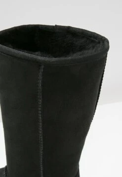 Ugg Classic Ii - Boots - Black 13 Ugg Classic Ii - Boots - Black -Shein Fashion Store 7174607f70c84f679a1d5a03dfe18a00