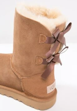 Ugg Bailey Bow - Classic Ankle Boots - Chestnut 11 Ugg Bailey Bow - Classic Ankle Boots - Chestnut -Shein Fashion Store 73254e64785b4e00837b22423fa171db