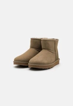Ugg CLASSIC MINI II - Winter Boots - Antilope -Shein Fashion Store 755b8b3f2c434cbeabe466ad7c26fac0