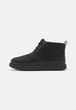 Ugg Neumel - Casual Lace-Ups - Black