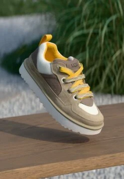 Ugg LOWMEL - Skate Shoes - Muted Brass/putty 21 Ugg LOWMEL - Skate Shoes - Muted Brass/putty -Shein Fashion Store 77c4b2dc98b745298082e797871eaad7 1