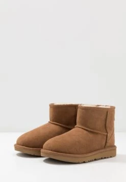 Ugg Classic Mini Ii Unisex - Classic Ankle Boots - Chestnut -Shein Fashion Store 79a79b57e9cc499a9c07601f4e0e39da