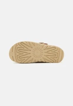Ugg GOLDENSTAR - Slippers - Sand -Shein Fashion Store 7fe8dbdaf53c446a9af428d4b1cf3fac