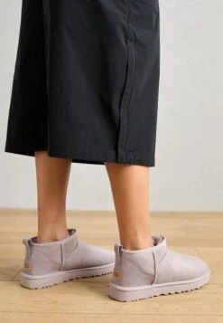 Ugg CLASSIC ULTRA MINI - Winter Boots - Burnt Magenta​ -Shein Fashion Store 82f30f8490024bfab188295d385ef4bc 3