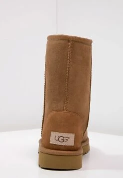 Ugg Classic Short - Classic Ankle Boots - Chestnut -Shein Fashion Store 83131da2327b441aaa4307f90bfb3acc