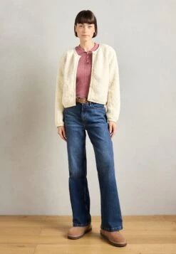 Ugg CLASSIC MICRO UNISEX - Slippers - Rocky Oak 13 Ugg CLASSIC MICRO UNISEX - Slippers - Rocky Oak -Shein Fashion Store 83a686dee80d4143bf548ed608198139