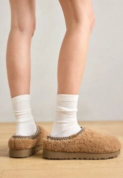 Ugg TASMAN MAXI CURLY - Slippers - Natural -Shein Fashion Store 85361cb4eb654cd1bbdc0d57dfe6014c