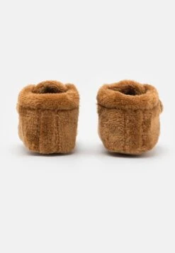 Ugg Bixbee And Lovey Bear Stuffie Set - Baby Gifts - Chestnut -Shein Fashion Store 885ab4372d574a779e5cb8079ec574cc