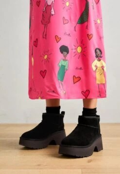 Ugg CLASSIC ULTRA MINI - Ankle Boots - Hickory -Shein Fashion Store 89a8740f942d4f29a89dc69dbcffbb90