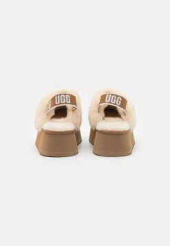 Ugg FUNKETTE - Heeled Mules - Chestnut -Shein Fashion Store 8b1d1ac758424a8e9ea00a8076b74f66