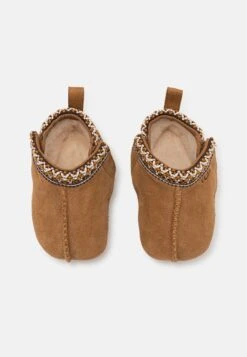Ugg TASMAN UNISEX - First Shoes - Chestnut -Shein Fashion Store 8b1ec71365ca46b6b0874f1451b2f1ec