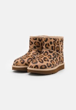 Ugg Classic Mini Spotty - Winter Boots - Natural -Shein Fashion Store 953270e7b76644e390f9f6ccbf41c737