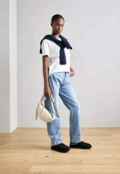 Ugg CLASSIC MINI CRESCENT - Ankle Boots - Black 11 Ugg CLASSIC MINI CRESCENT - Ankle Boots - Black -Shein Fashion Store 95b37eec55b042cca4ab2b50ecb7129a