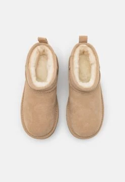 Ugg CLASSIC ULTRA MINI UNISEX - Classic Ankle Boots - Sand -Shein Fashion Store 9859e557a0f847fabf30236c2a78280b